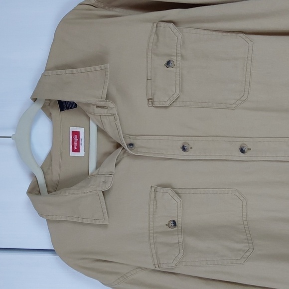 Wrangler- Mens Tan/Khaki Short Sleeve Button down Shirt Chest Pockets Sz.2X - Picture 2 of 6